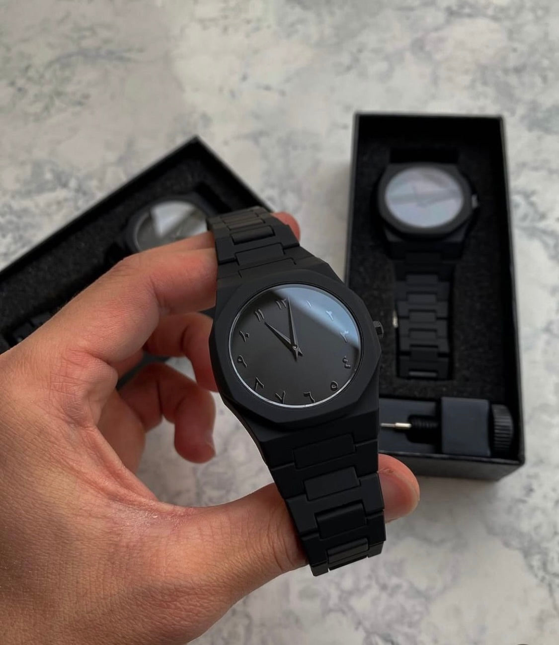 Black Arabic Aura watch